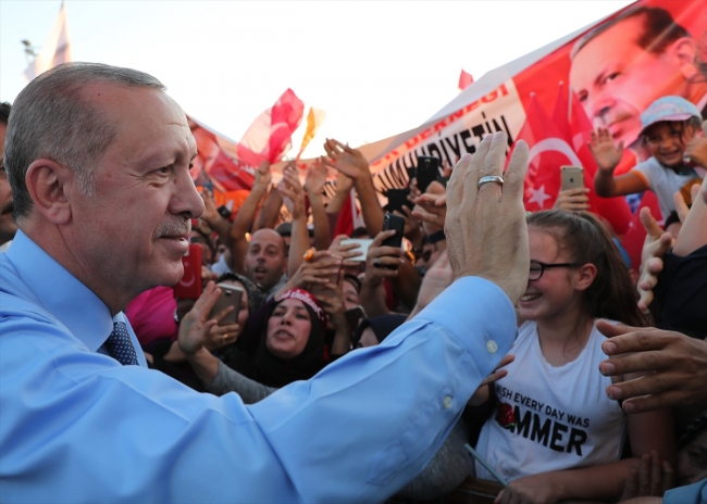 Cumhurbaşkanı Erdoğan: Kıbrıs Türk'ünün yanında durmaya devam edeceğiz